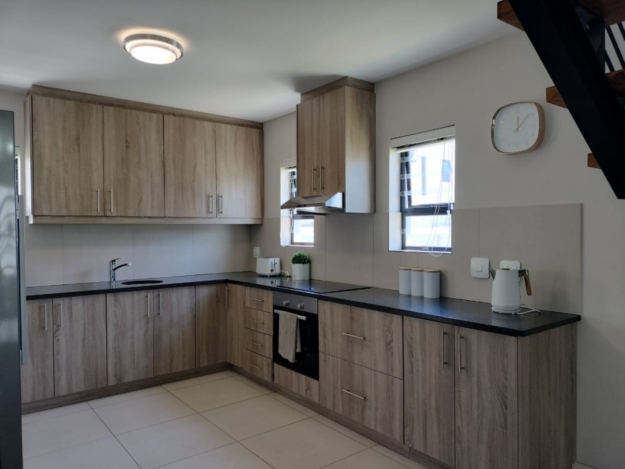 3 Bedroom Property for Sale in Jakarandas Western Cape